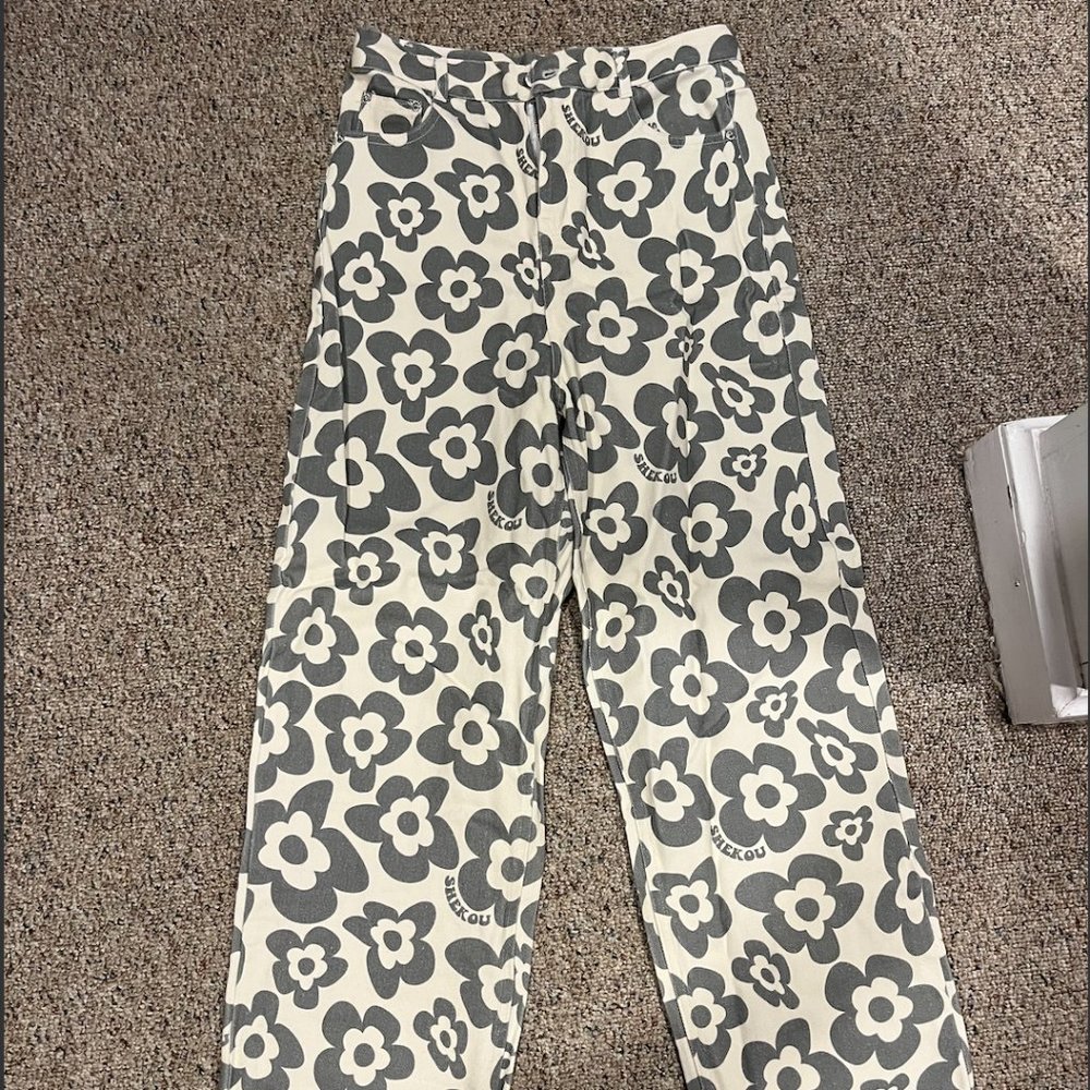 Large Green Floral Patterned Jeans